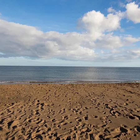 Apartmán Flower Pool Playa Honda (Lanzarote)